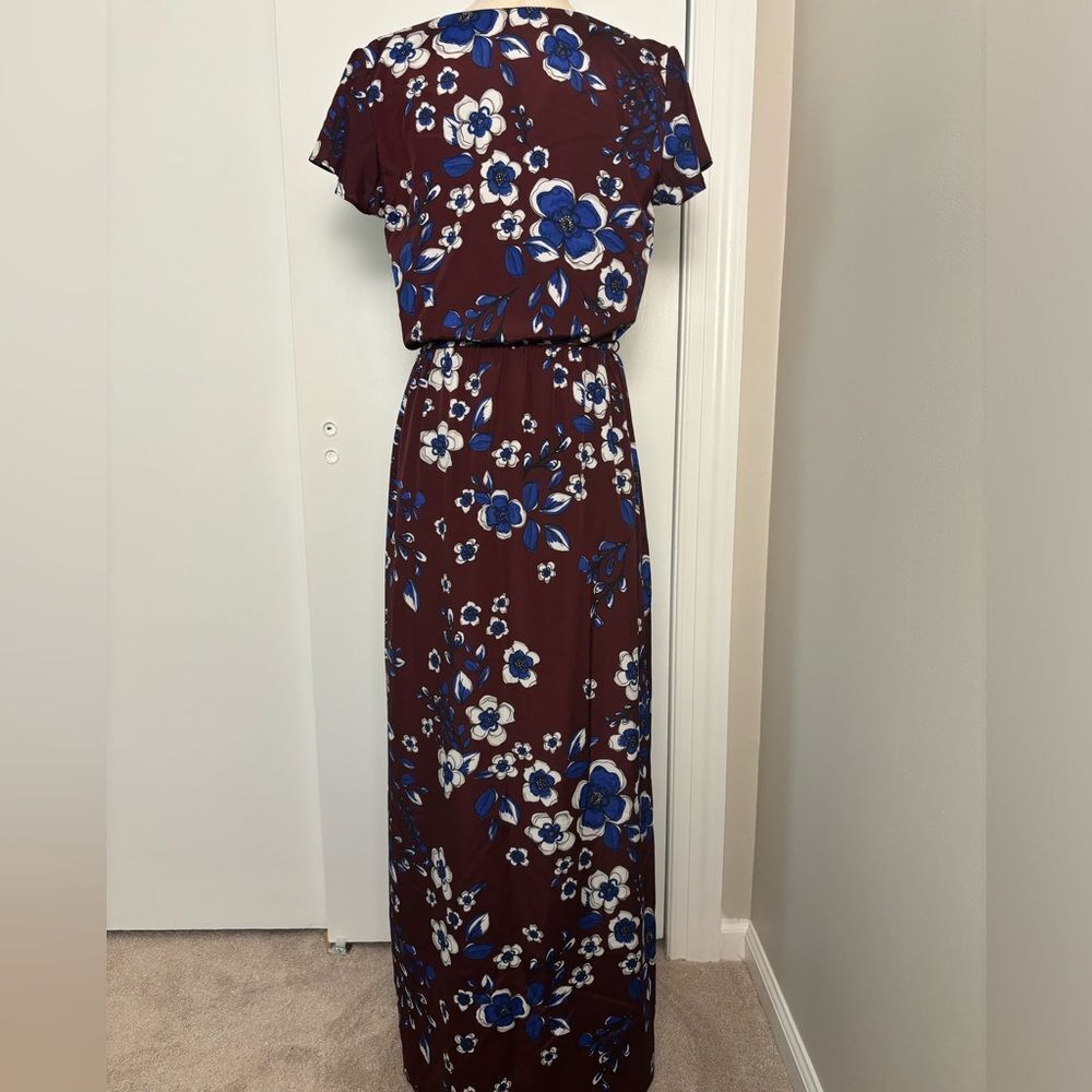Banana Republic Wine & Blue Floral Maxi Dress with Front Slit Size XS - Picture 3 of 8
